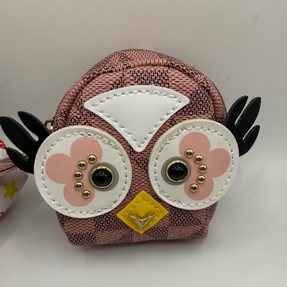 Super cute!  NEW!  Owl Bag backpack charm/coin purse - Picture 7 of 8